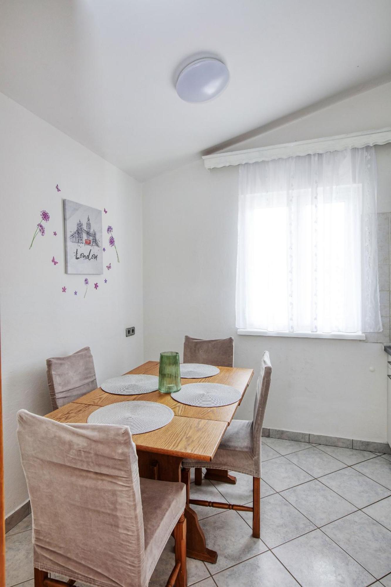Seaside Holiday House Stupin Celine, Rogoznica - 19871 Ruang foto